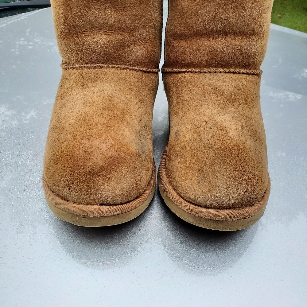 Ugg Classic II short chestnut boots 5251 kids US 4 - Picture 9 of 13